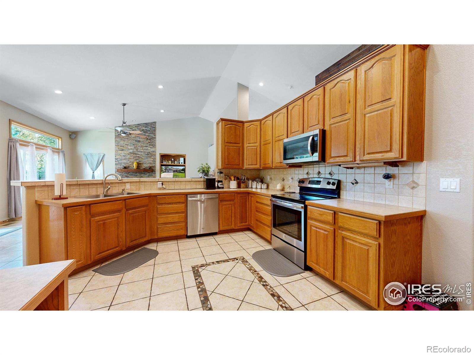 MLS Image #11 for 8012 n louden crossing court,windsor, Colorado