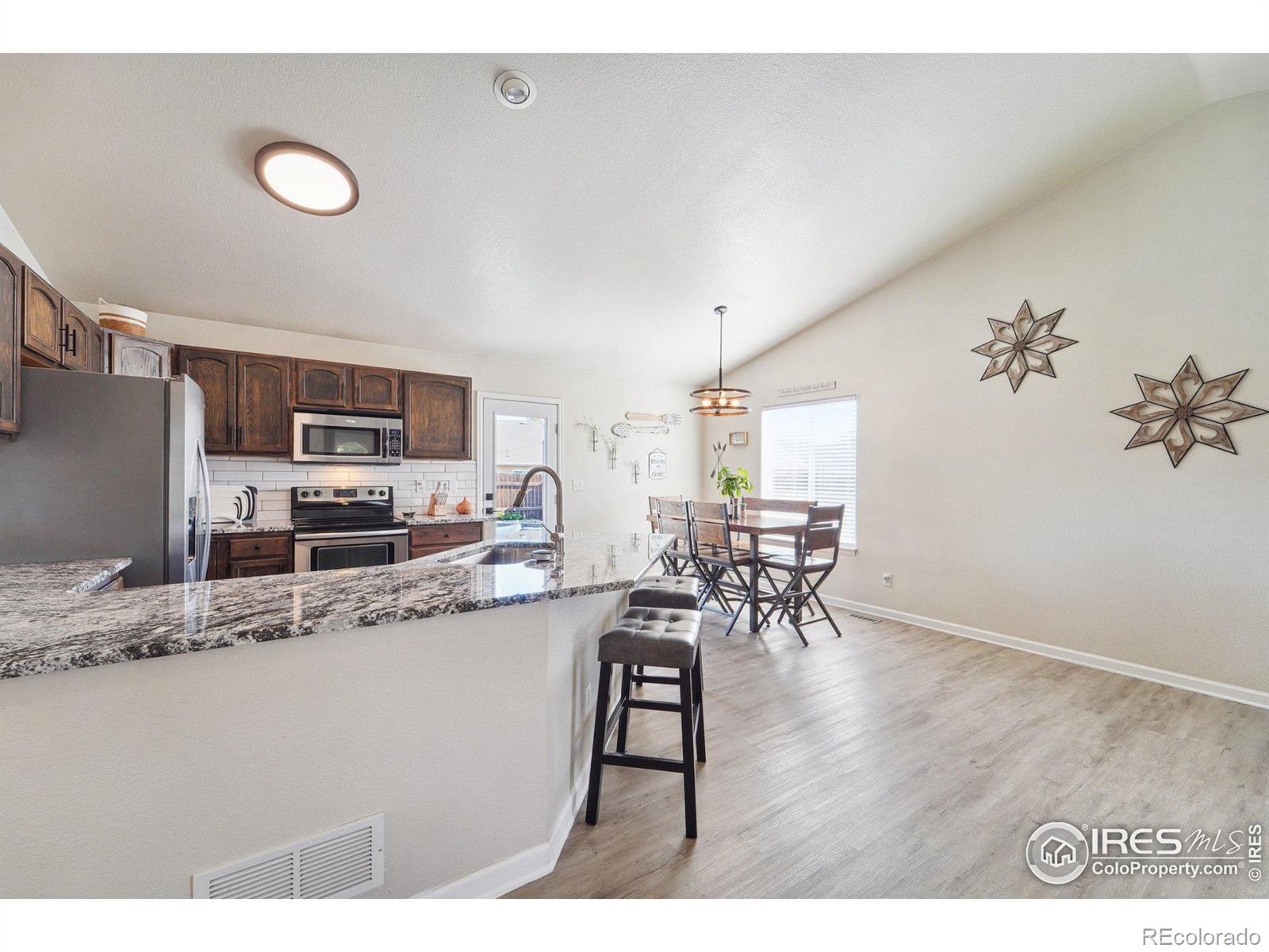 MLS Image #5 for 2115  settlers drive,milliken, Colorado