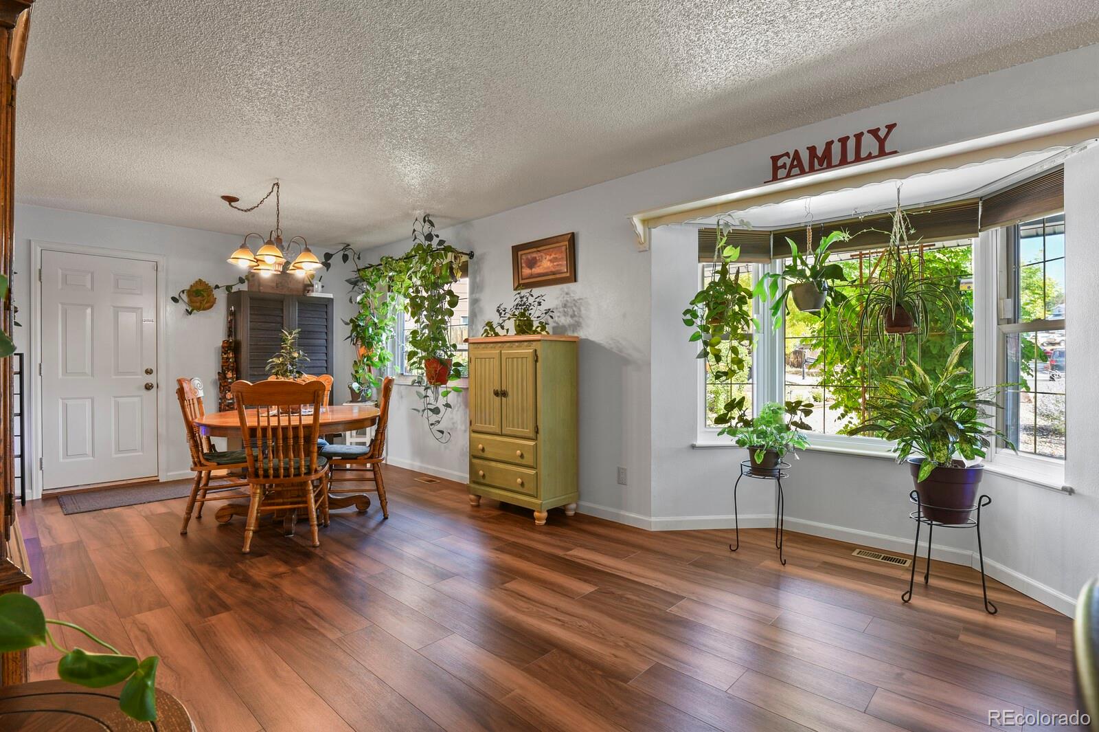 MLS Image #2 for 1825  chapel hills drive,colorado springs, Colorado