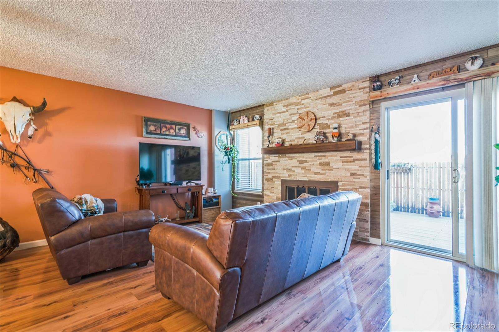 MLS Image #4 for 456 w rockrimmon boulevard,colorado springs, Colorado