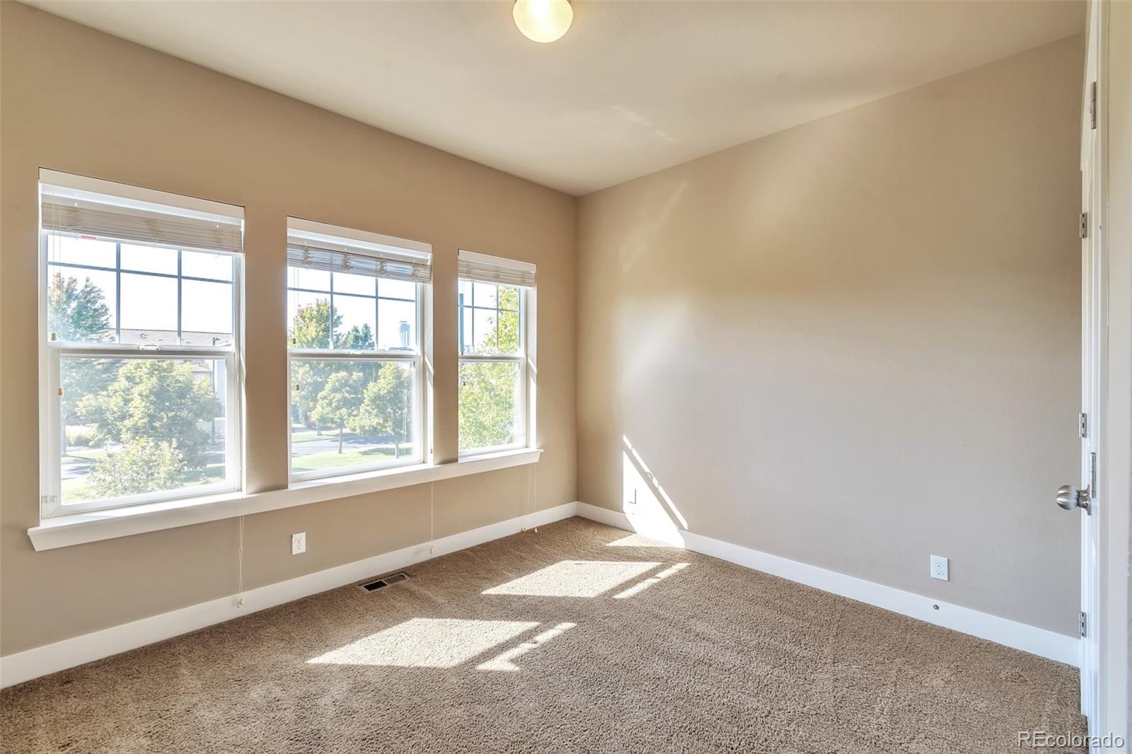 MLS Image #22 for 8537 e 35th avenue,denver, Colorado