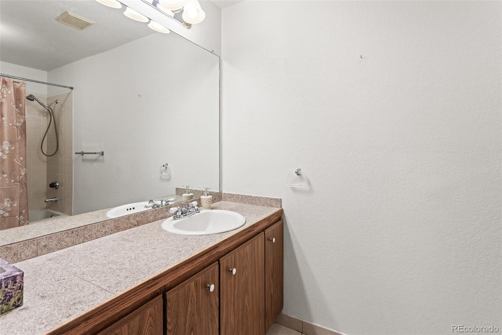 MLS Image #14 for 2676 e otero place 4,centennial, Colorado