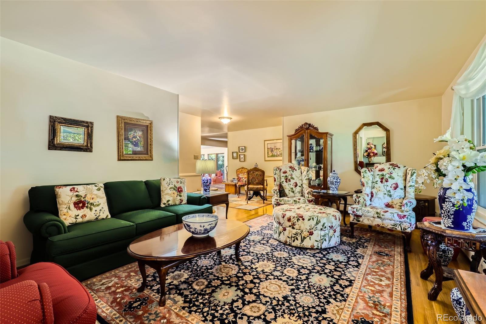 MLS Image #4 for 3831 s hillcrest drive,denver, Colorado