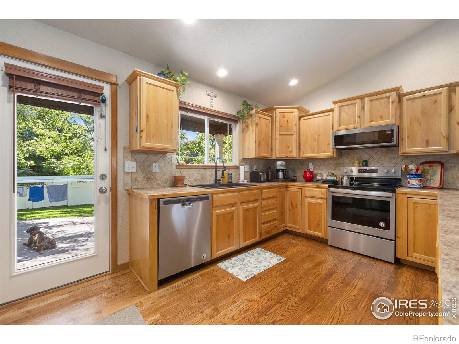 MLS Image #5 for 1035  canal drive,windsor, Colorado