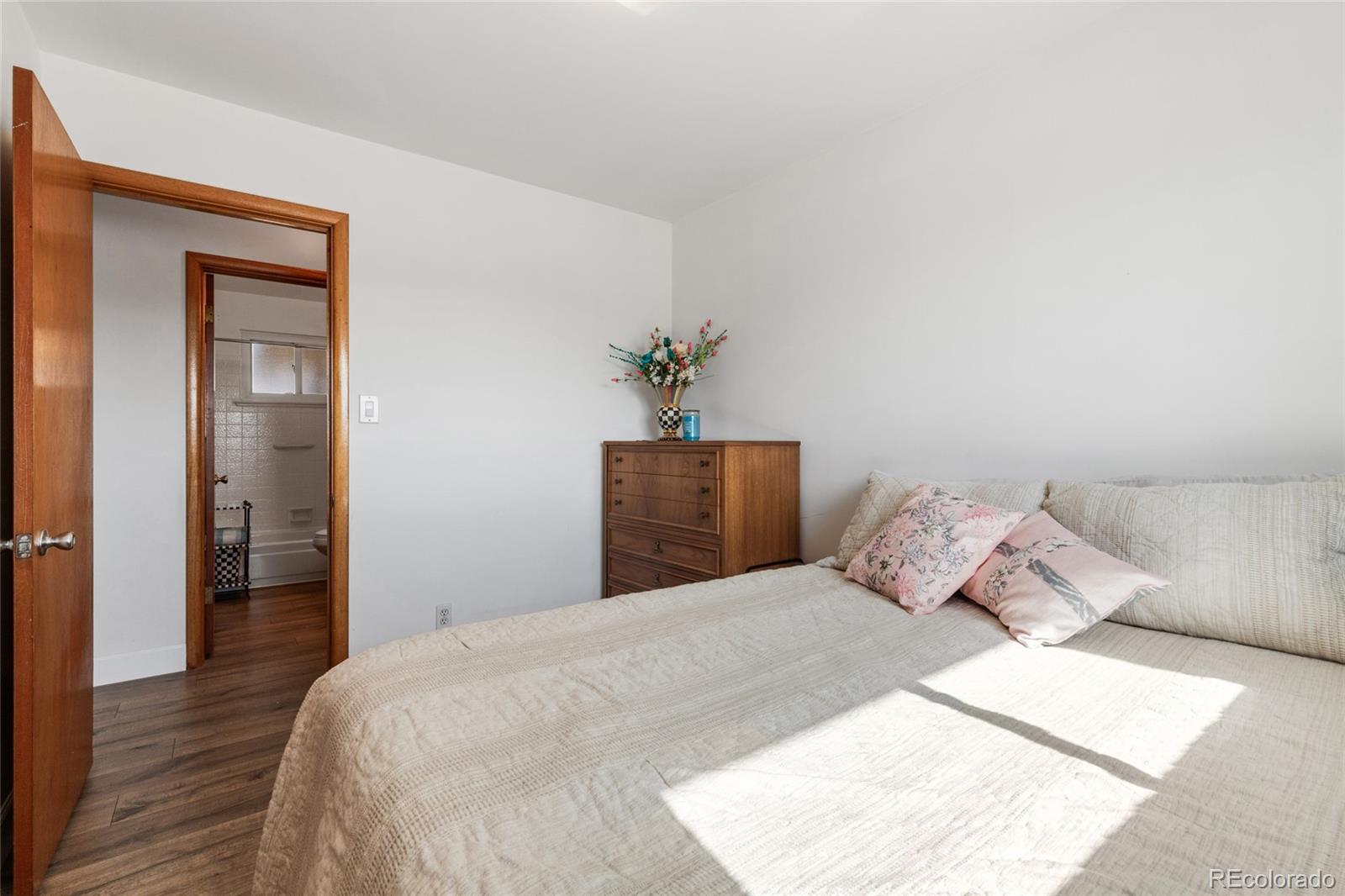 MLS Image #12 for 7889  elmwood lane,denver, Colorado