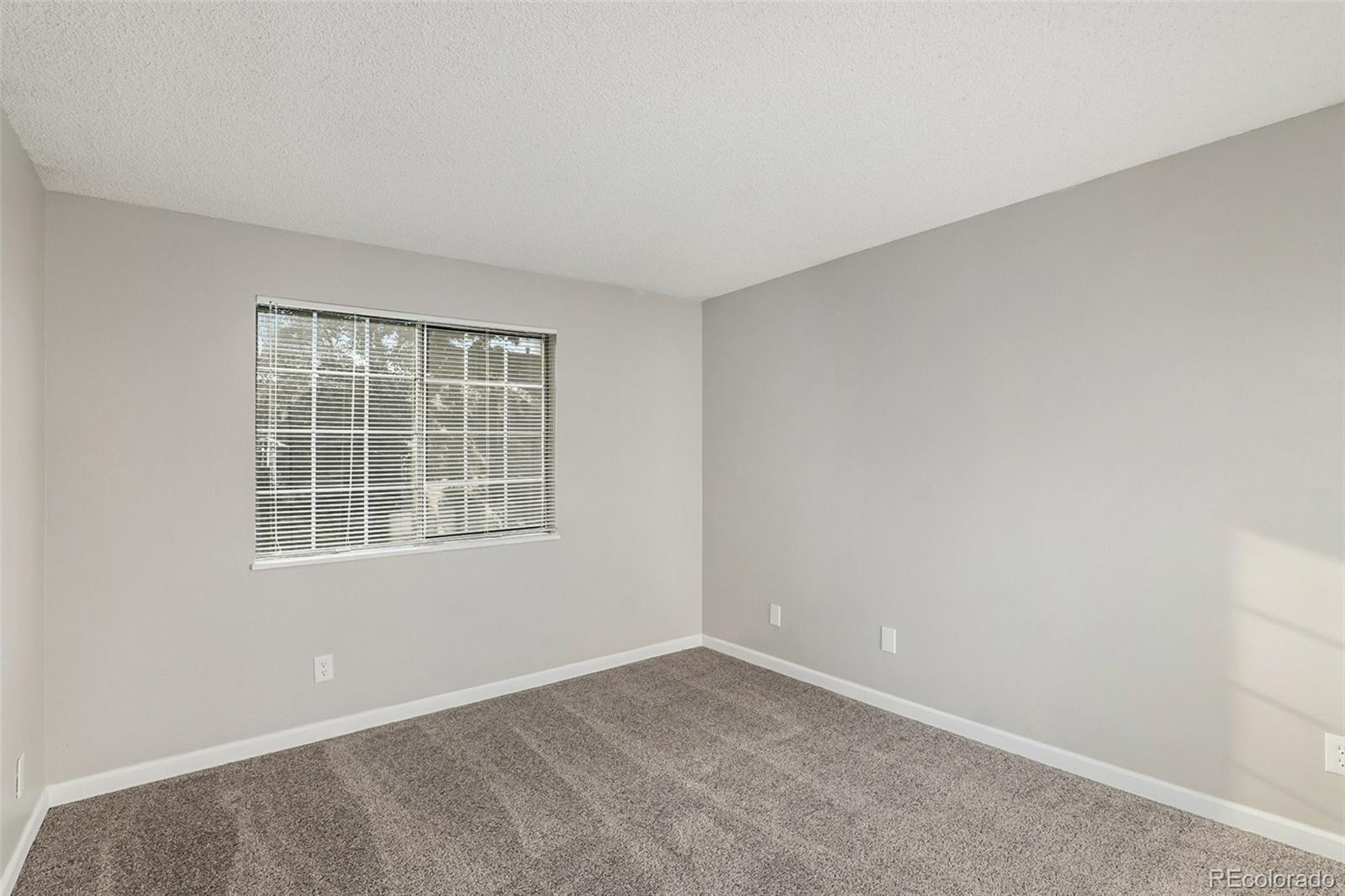 MLS Image #13 for 14413 e jewell avenue,aurora, Colorado