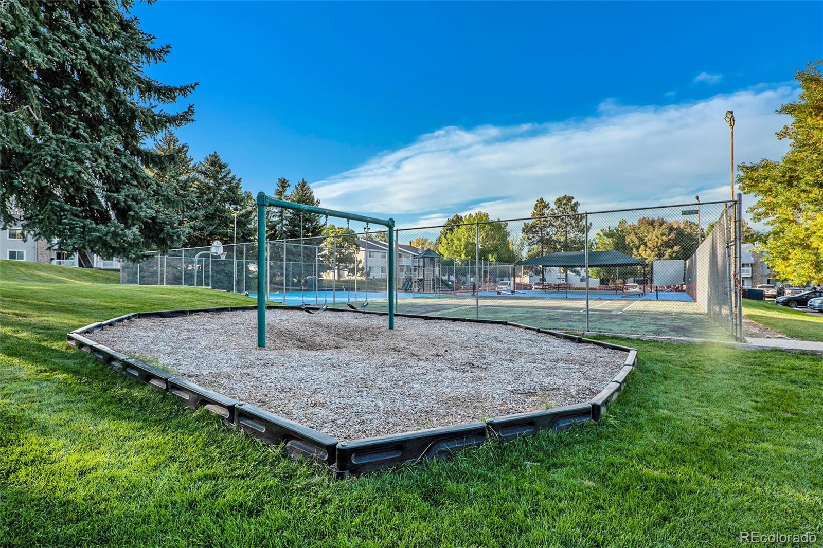 MLS Image #21 for 14413 e jewell avenue,aurora, Colorado