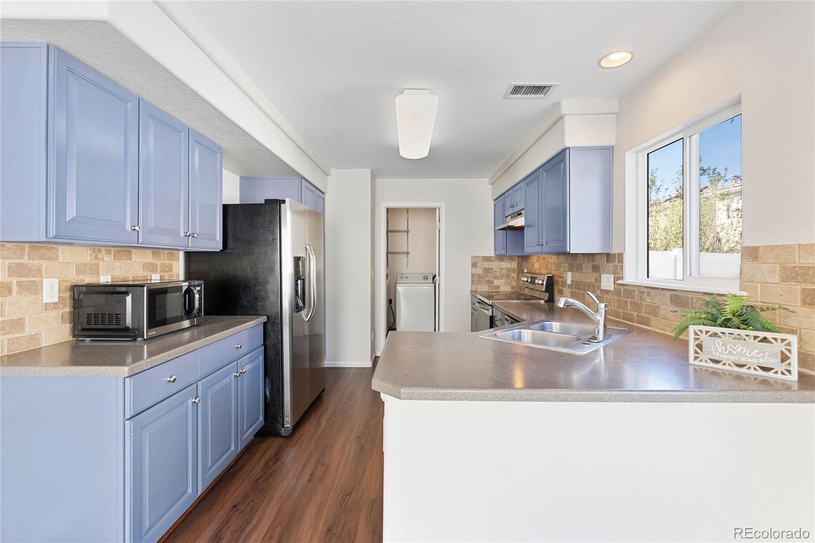 MLS Image #9 for 18867 e 51st place,denver, Colorado