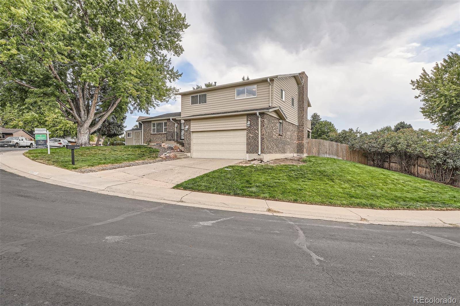 CMA Image for 9014 W Harvard Drive,Lakewood, Colorado