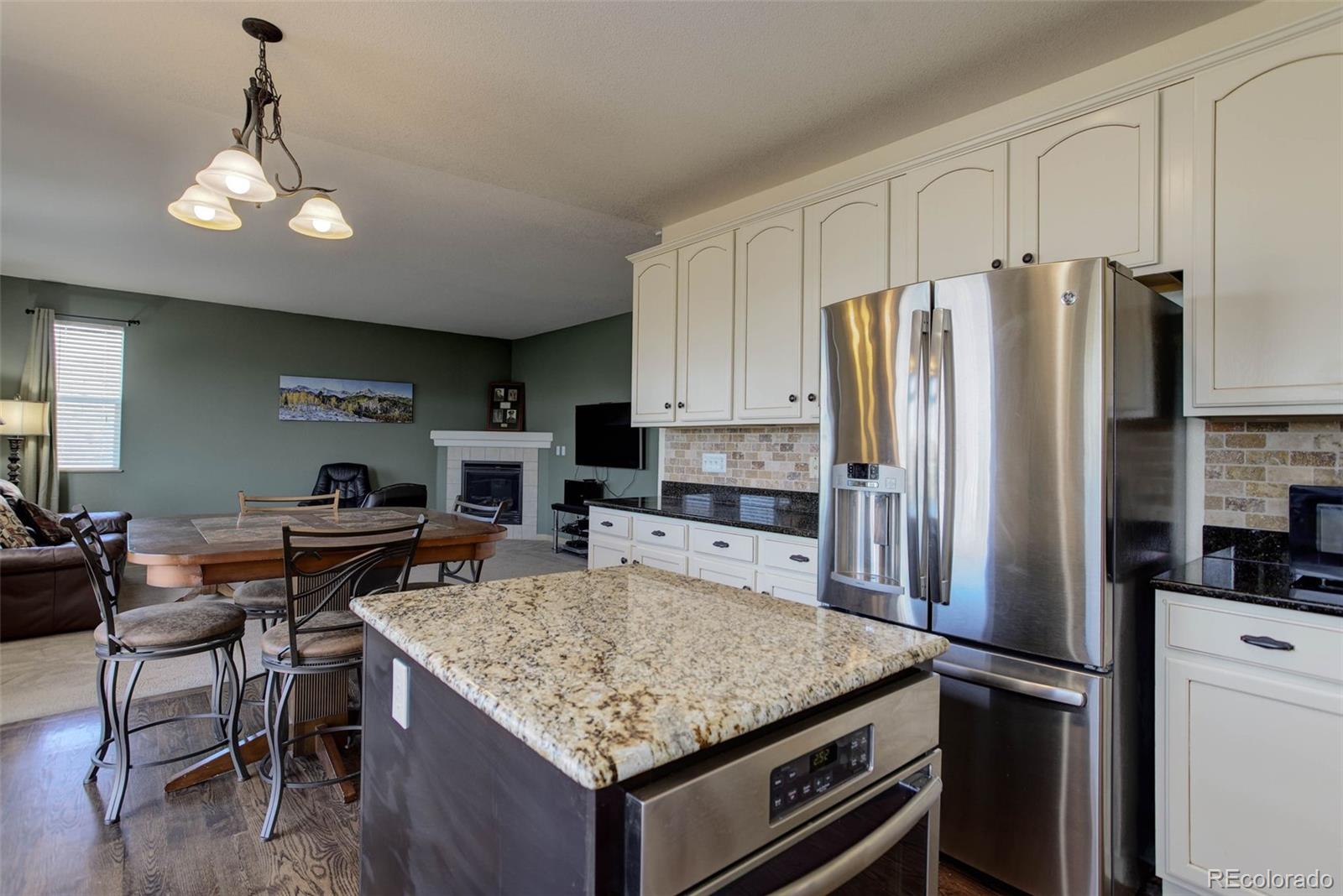 MLS Image #13 for 7051 s oak hill circle,aurora, Colorado