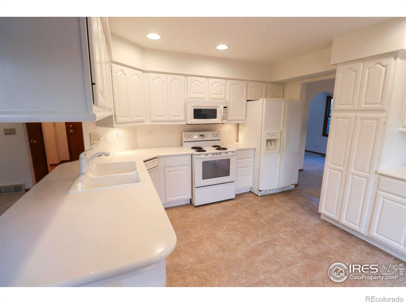 MLS Image #5 for 2961  garrett drive,fort collins, Colorado