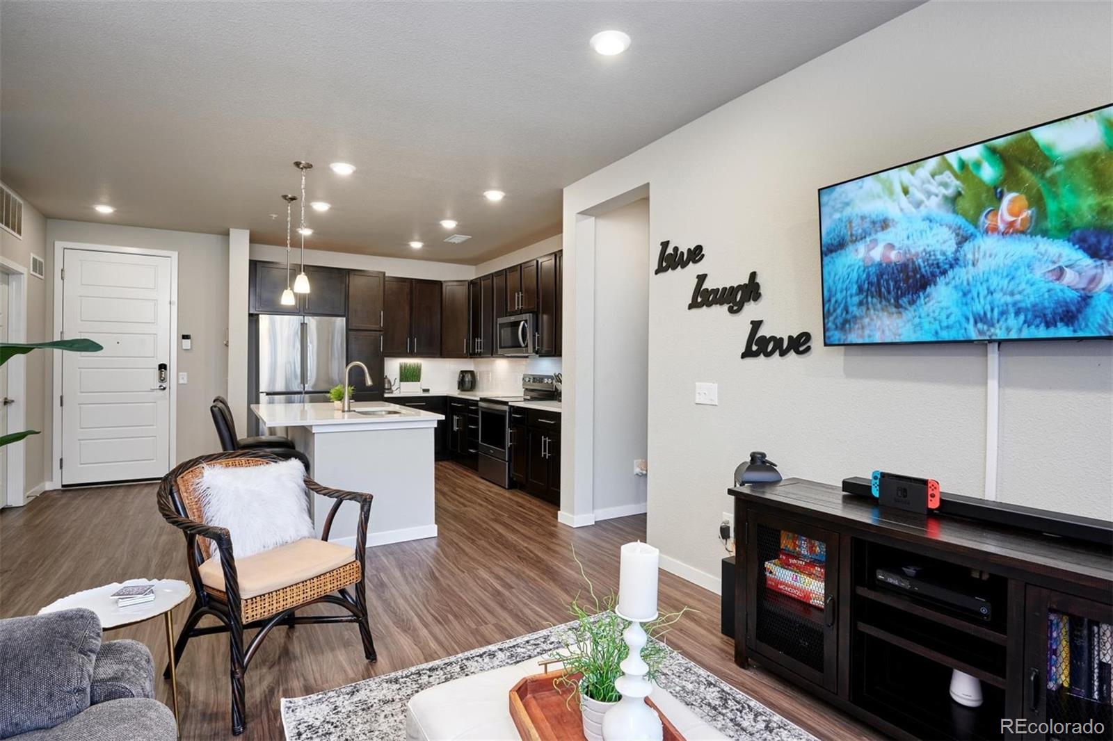 MLS Image #10 for 420 e fremont place 204,centennial, Colorado