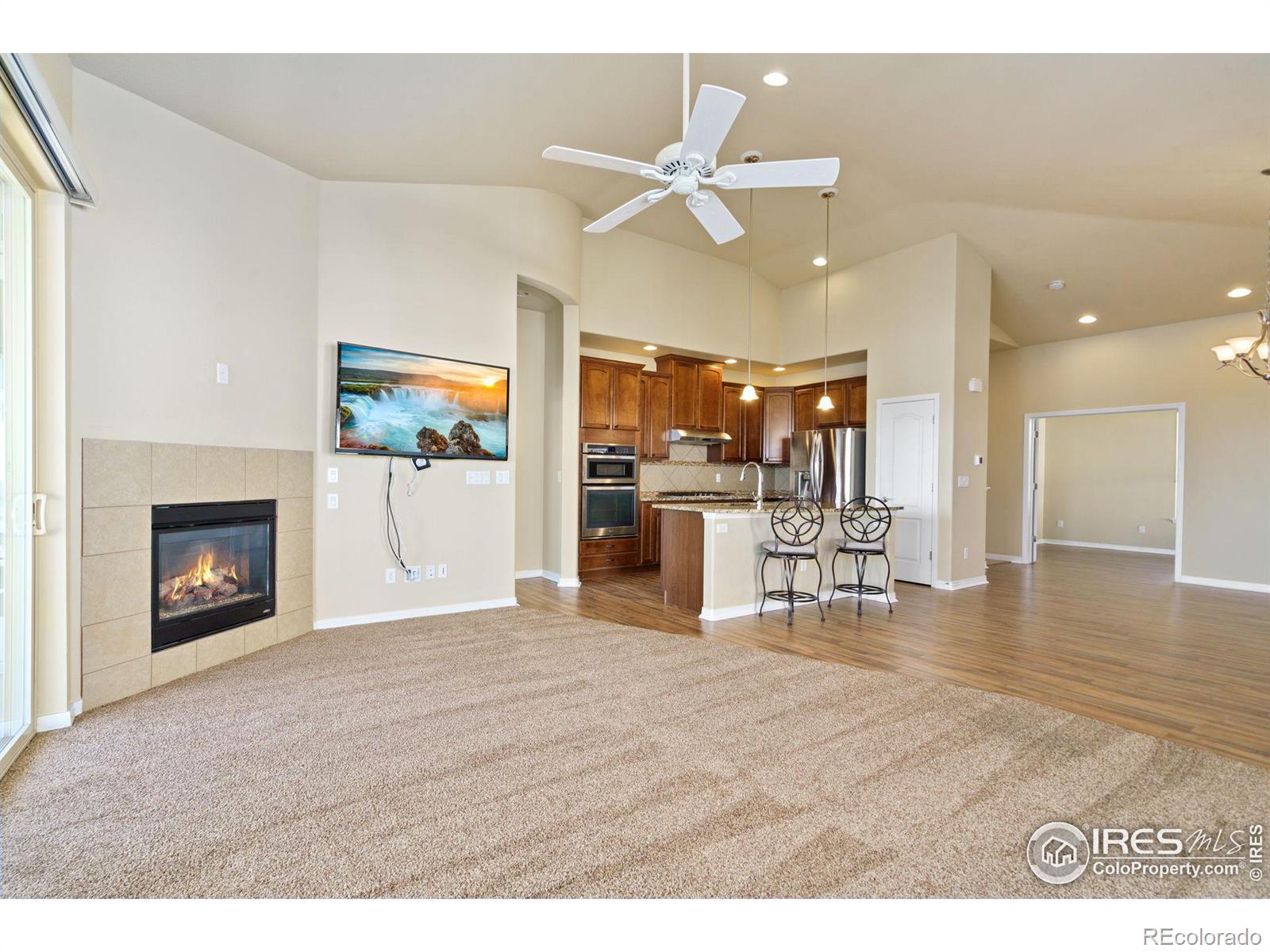 MLS Image #10 for 602  split rock drive,loveland, Colorado