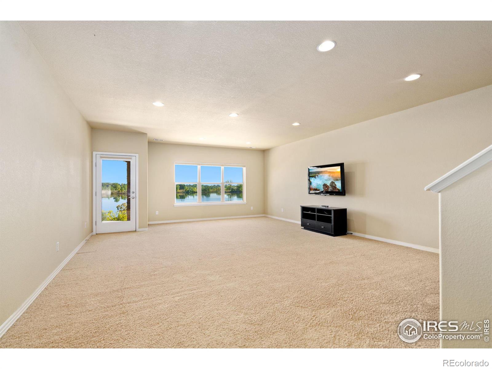 MLS Image #17 for 602  split rock drive,loveland, Colorado