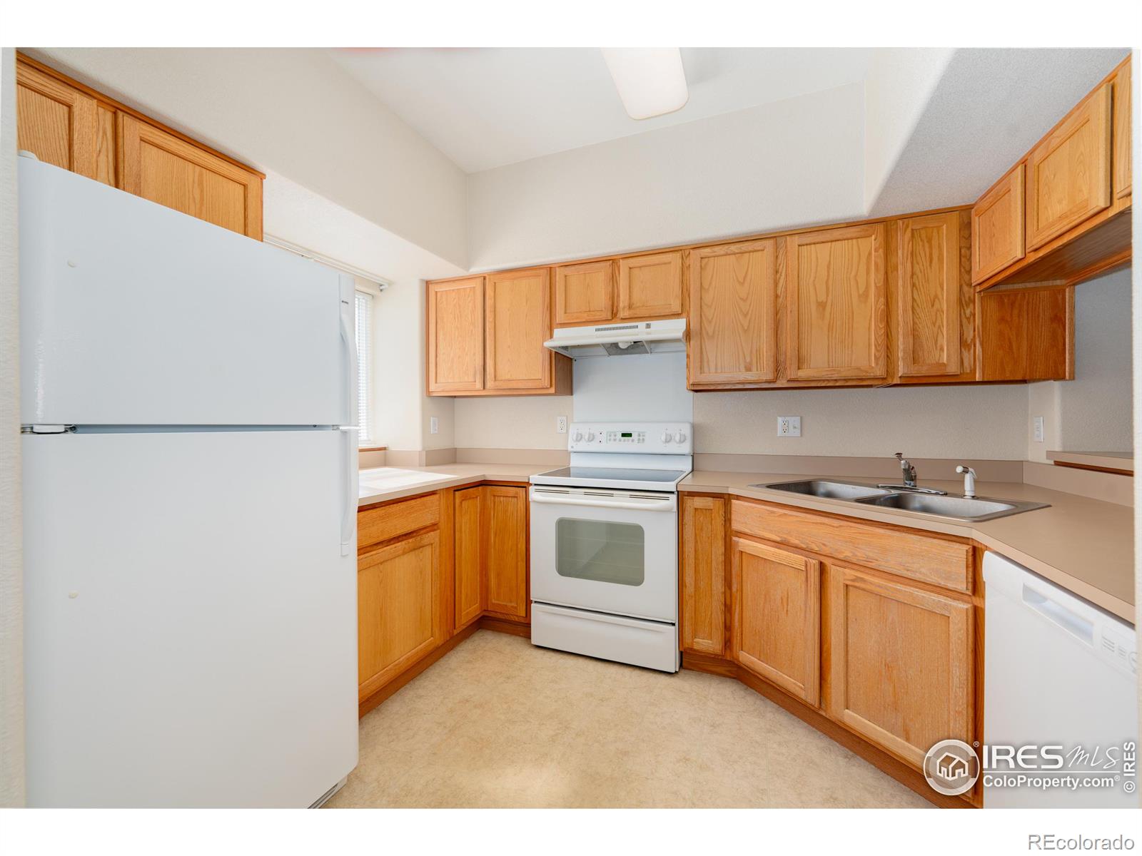 MLS Image #4 for 8685  clay street 204,westminster, Colorado