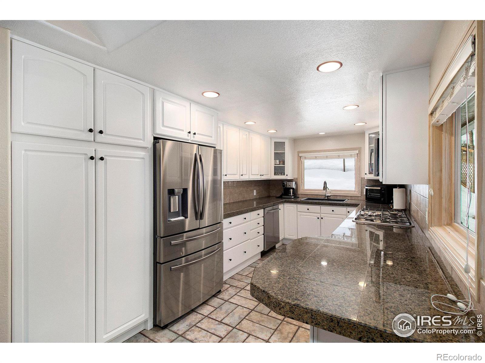 MLS Image #11 for 355  cedar drive,lyons, Colorado