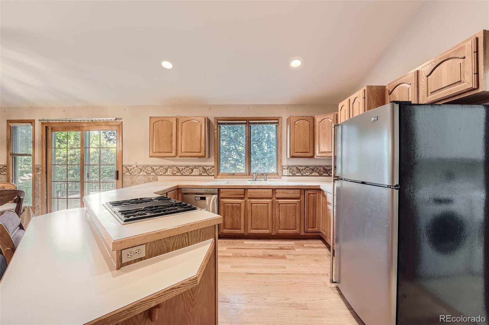 MLS Image #7 for 9670 w 69th avenue,arvada, Colorado