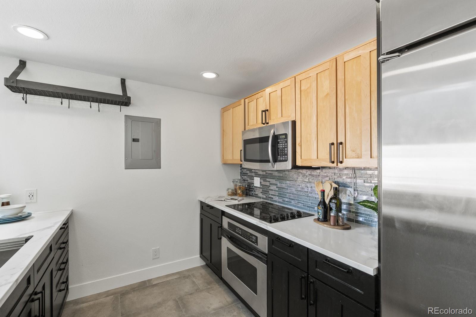 MLS Image #5 for 837 e 17th avenue 2k,denver, Colorado