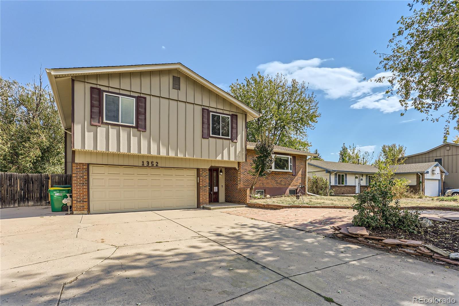 MLS Image #1 for 1352 s peoria court,aurora, Colorado