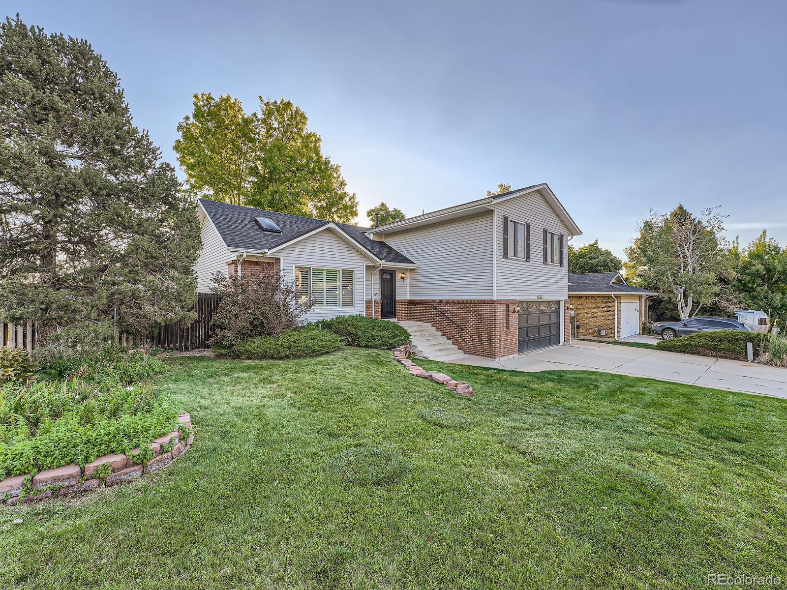 MLS Image #2 for 2304 s eldridge court,lakewood, Colorado