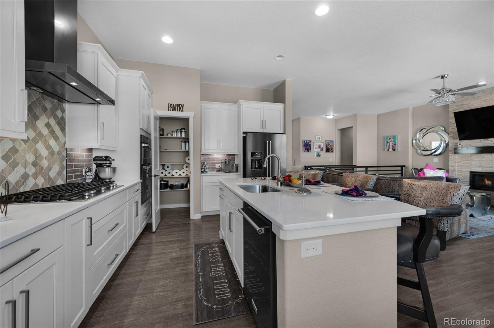 MLS Image #17 for 1992  walnut creek court,colorado springs, Colorado