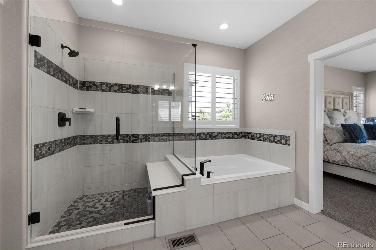 MLS Image #25 for 1992  walnut creek court,colorado springs, Colorado