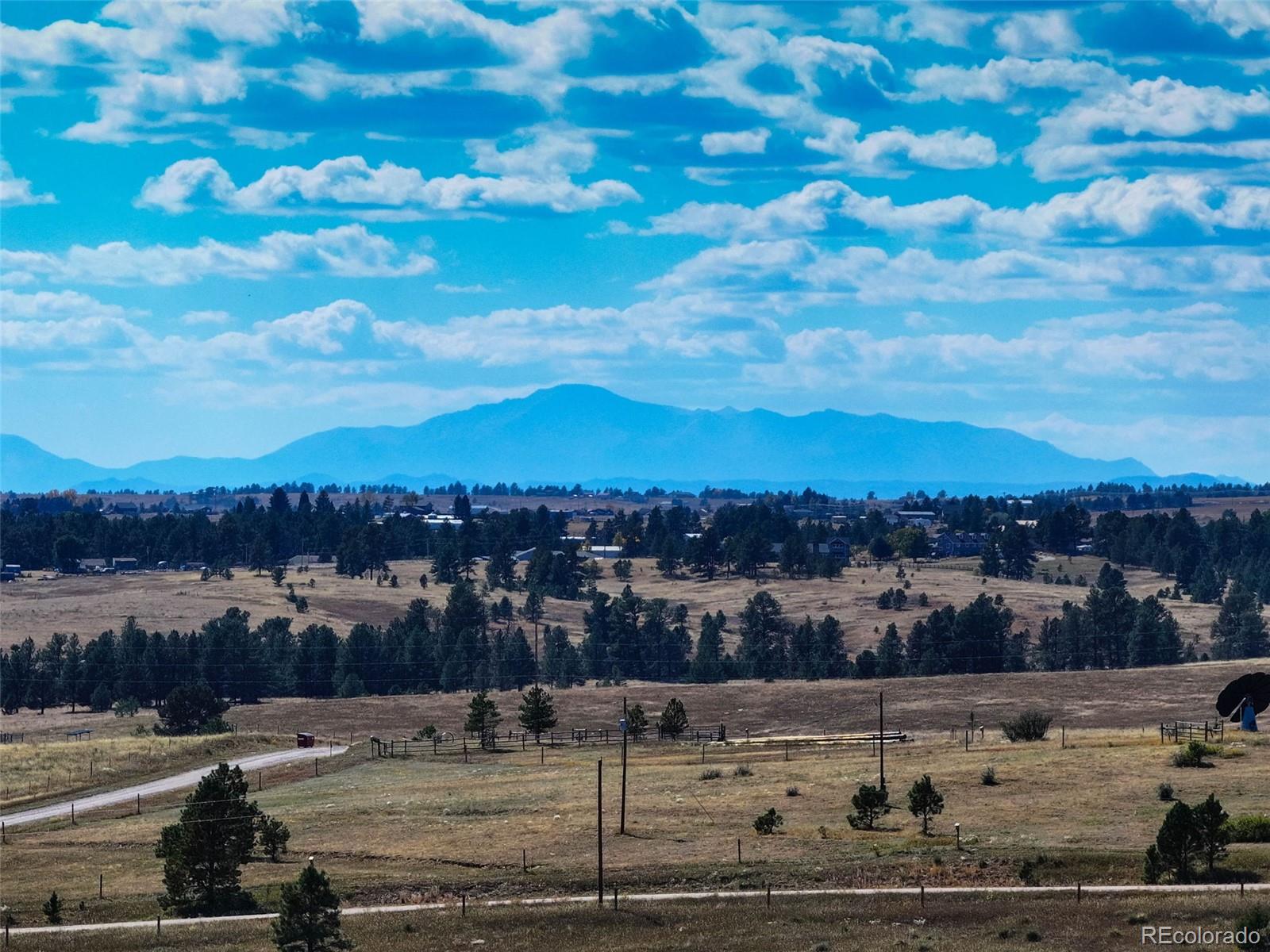 MLS Image #4 for 2235  country lane,elizabeth, Colorado