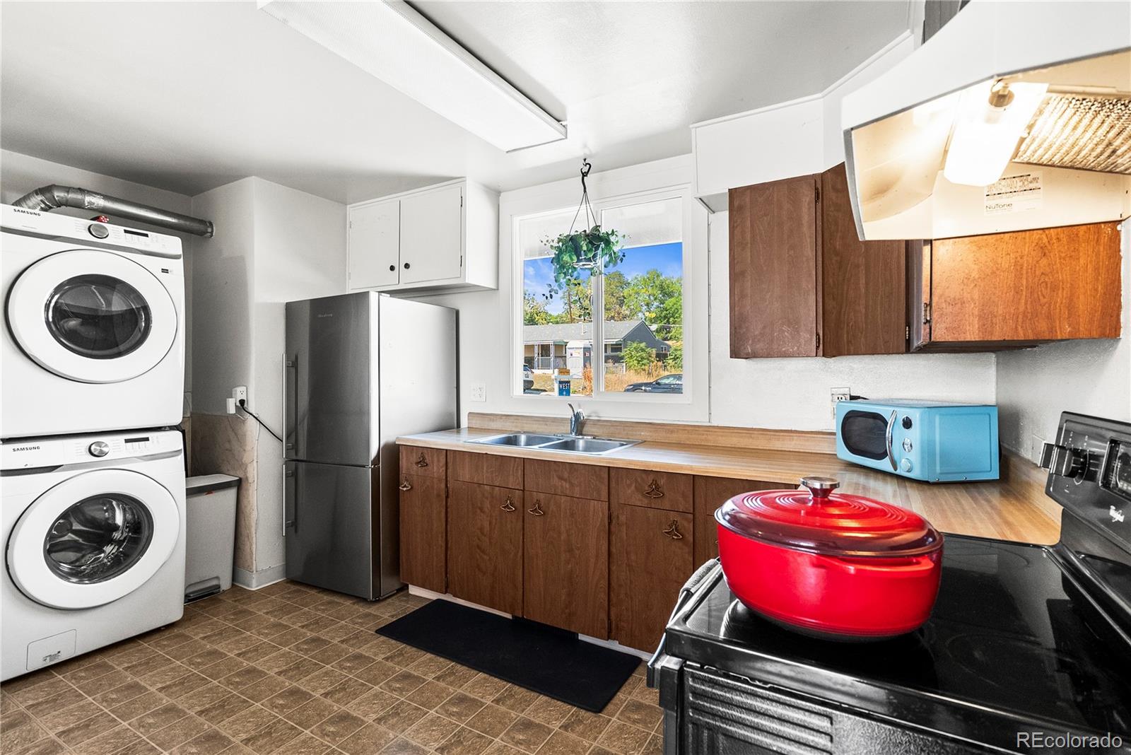 MLS Image #8 for 740  cragmore street,denver, Colorado