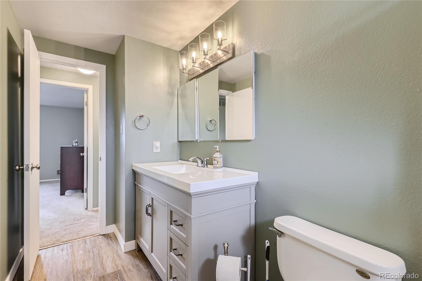 MLS Image #18 for 12946  andrews drive,denver, Colorado