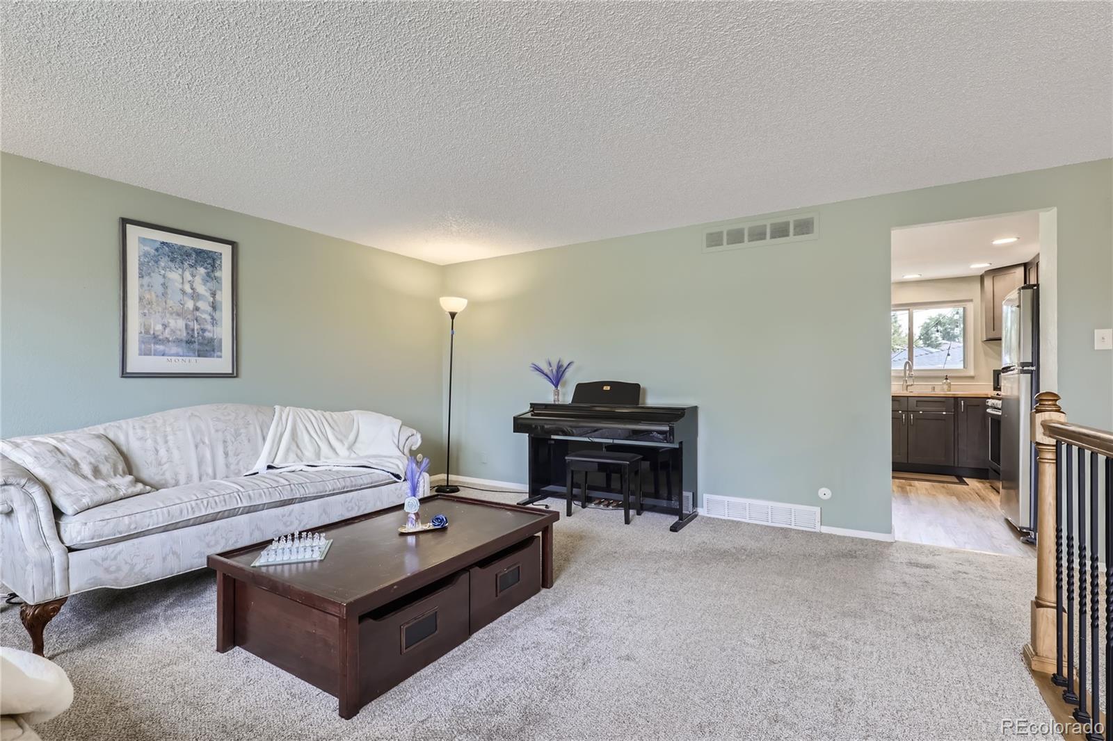 MLS Image #4 for 12946  andrews drive,denver, Colorado