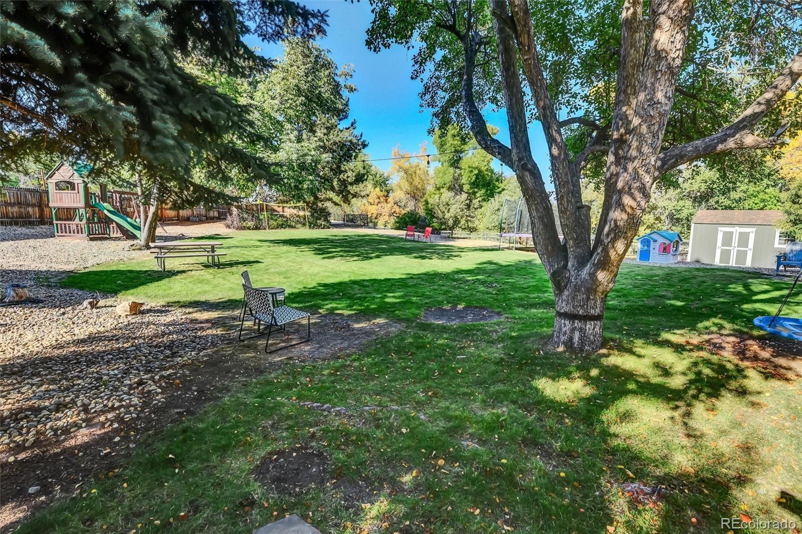 MLS Image #23 for 2935 s akron street,denver, Colorado