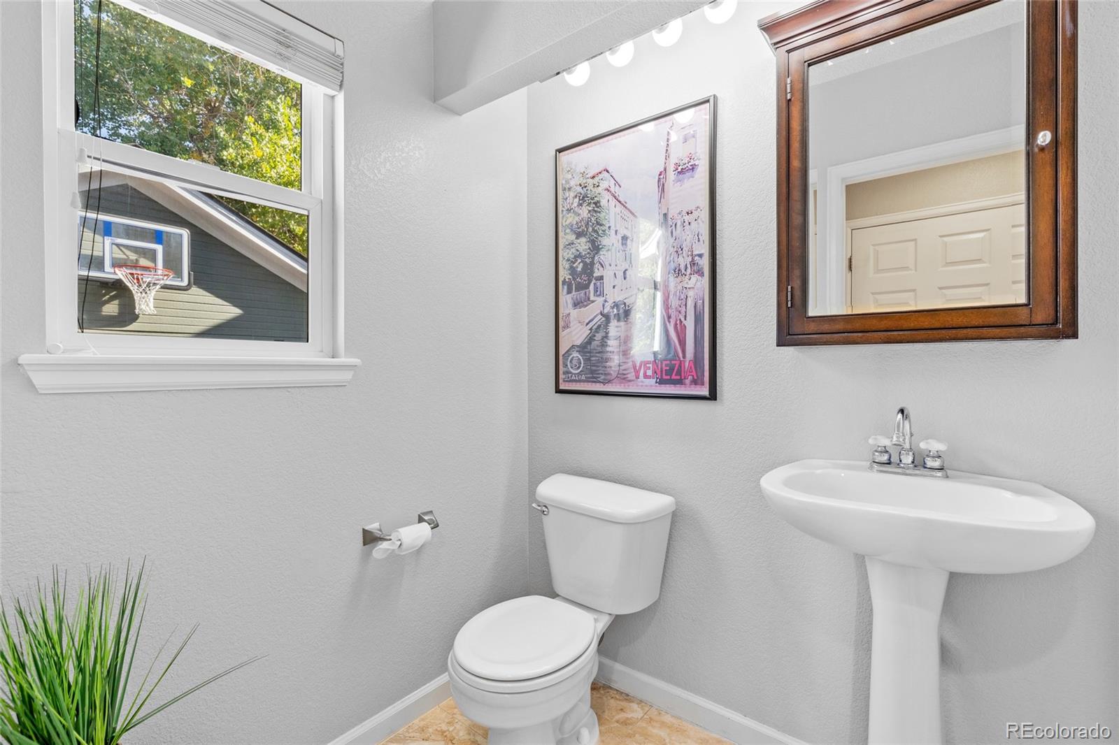 MLS Image #15 for 7999 e vassar drive,denver, Colorado