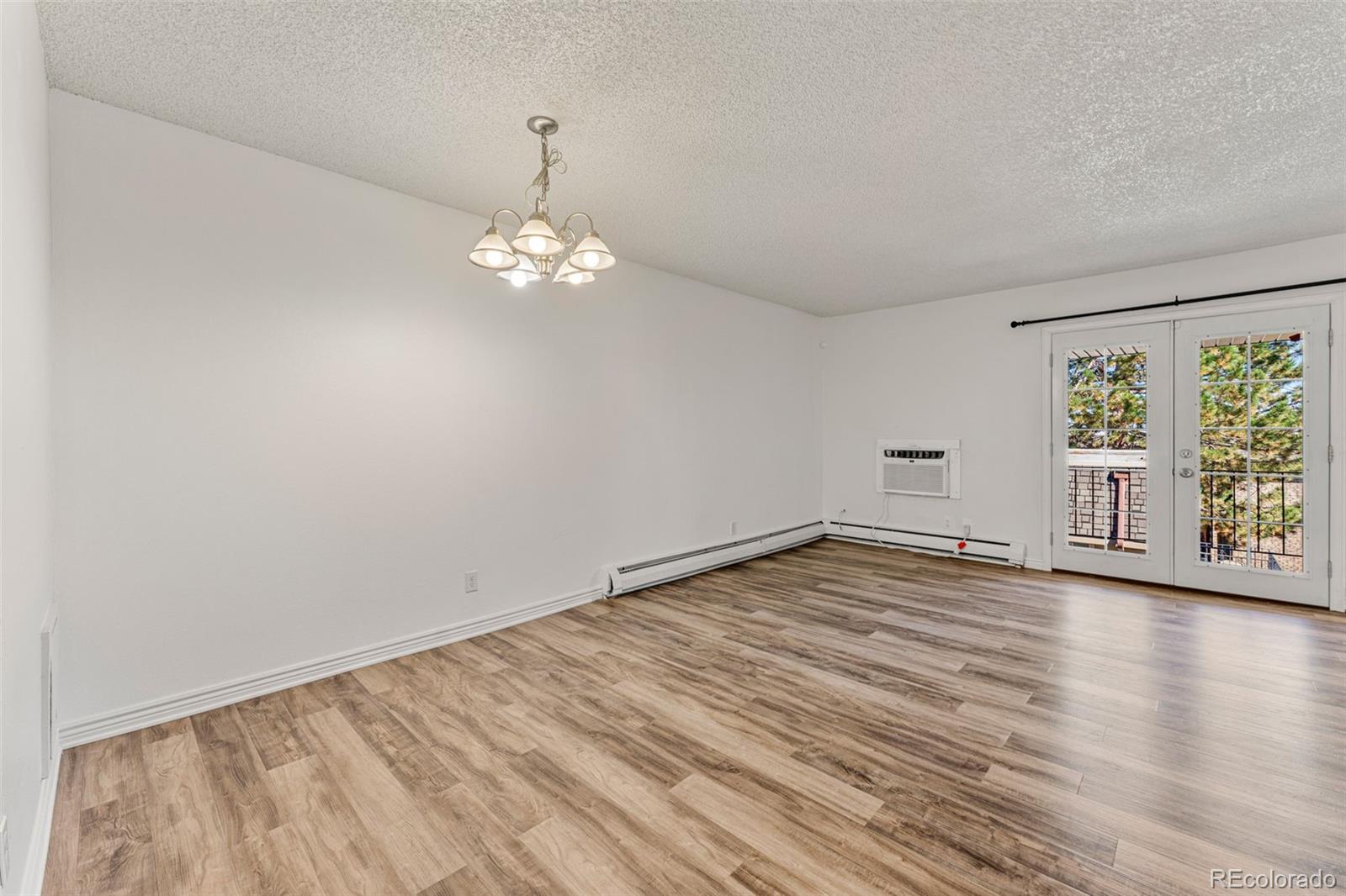 MLS Image #4 for 4661 s lowell boulevard,denver, Colorado