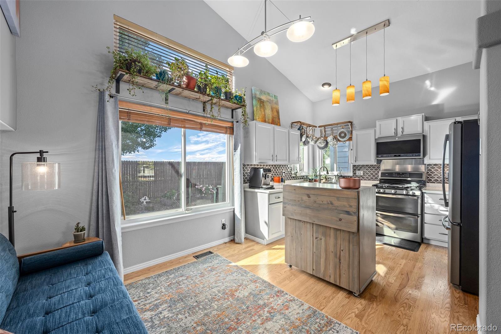 MLS Image #7 for 9422 e louisiana avenue,denver, Colorado