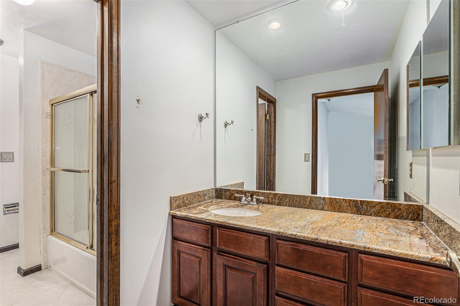 MLS Image #15 for 14358 e baltic circle ,aurora, Colorado