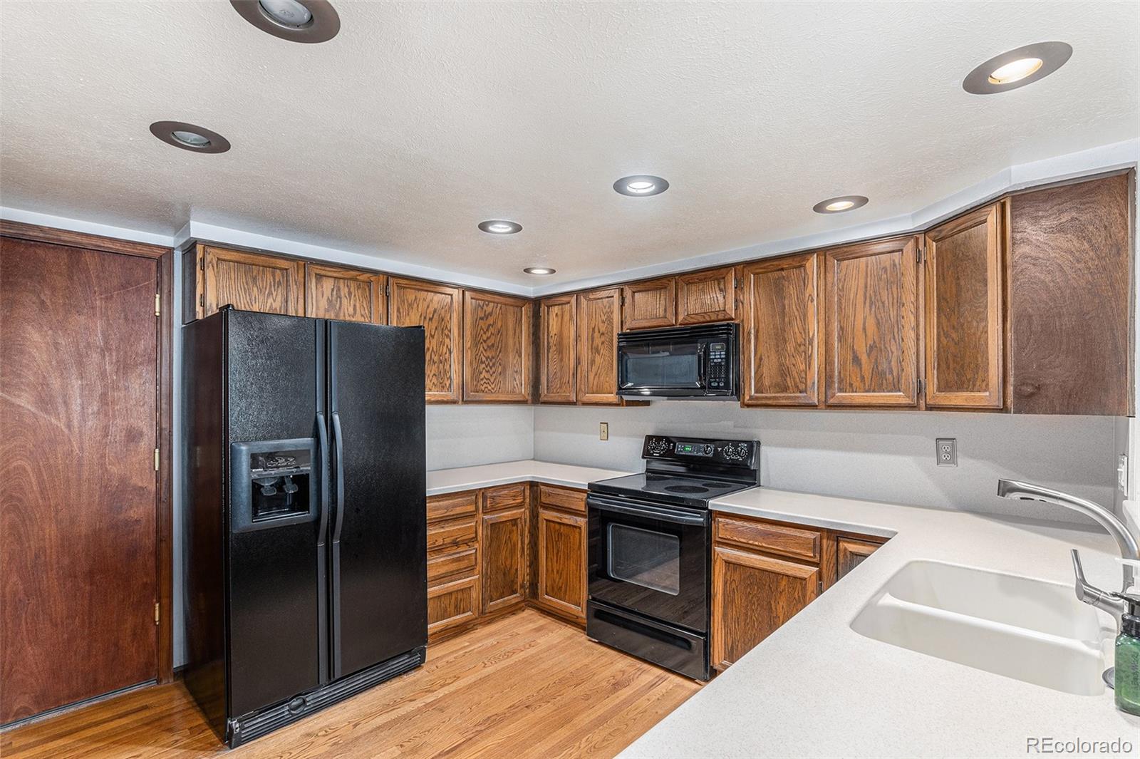 MLS Image #8 for 14358 e baltic circle ,aurora, Colorado