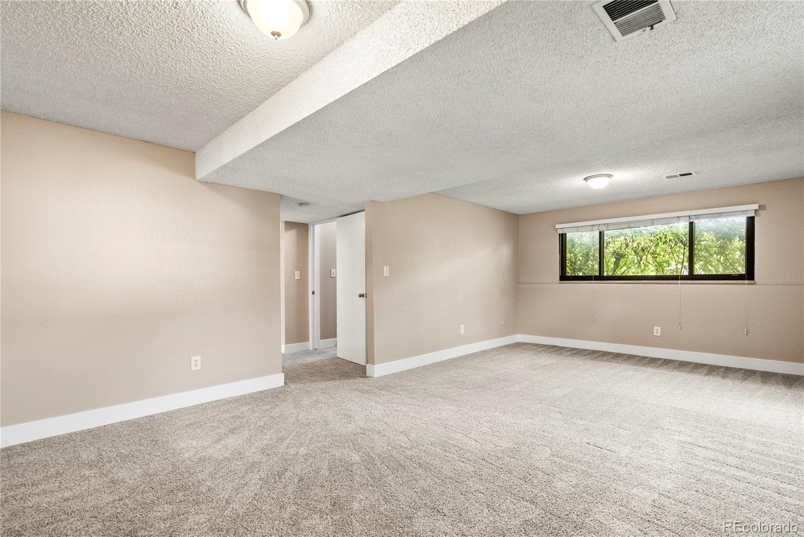 MLS Image #12 for 2038  kenton street,aurora, Colorado