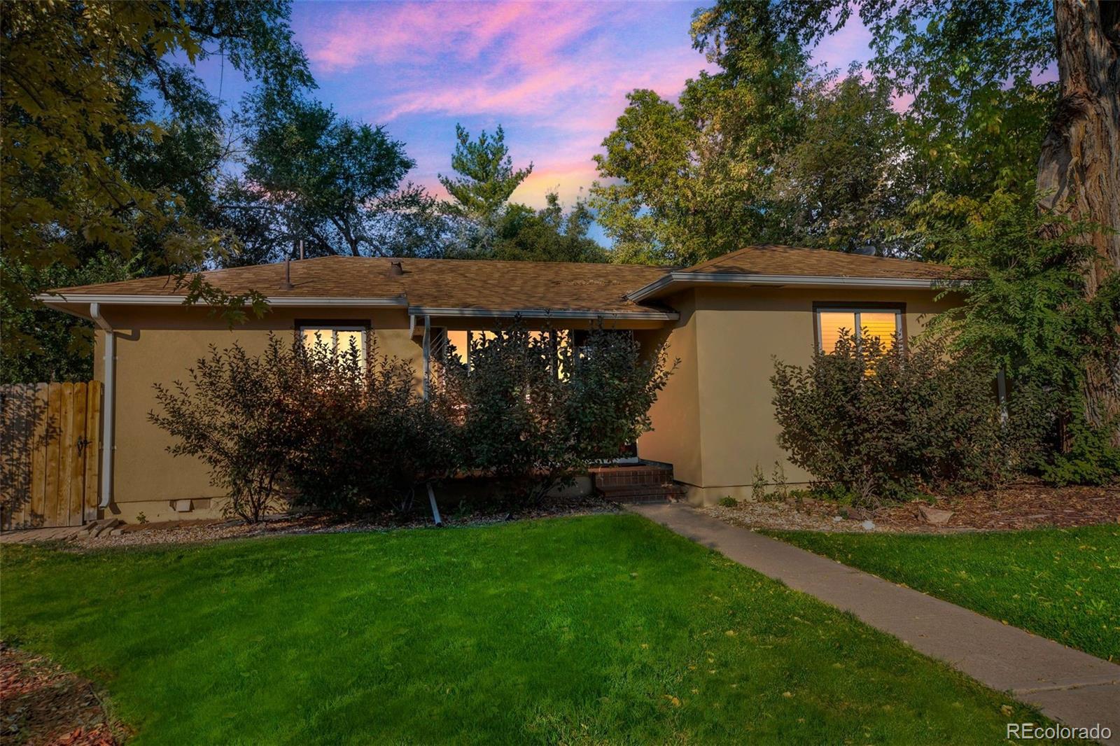 MLS Image #29 for 2717 s cook street,denver, Colorado