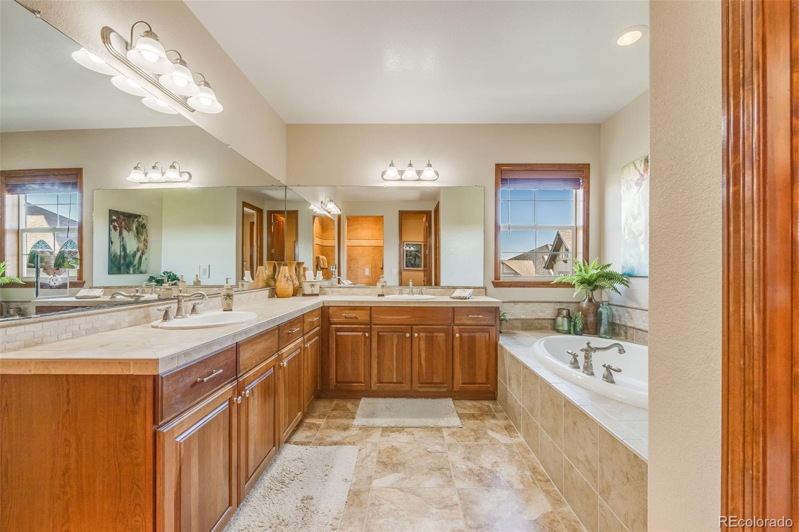 MLS Image #14 for 10730  pinewalk way,highlands ranch, Colorado