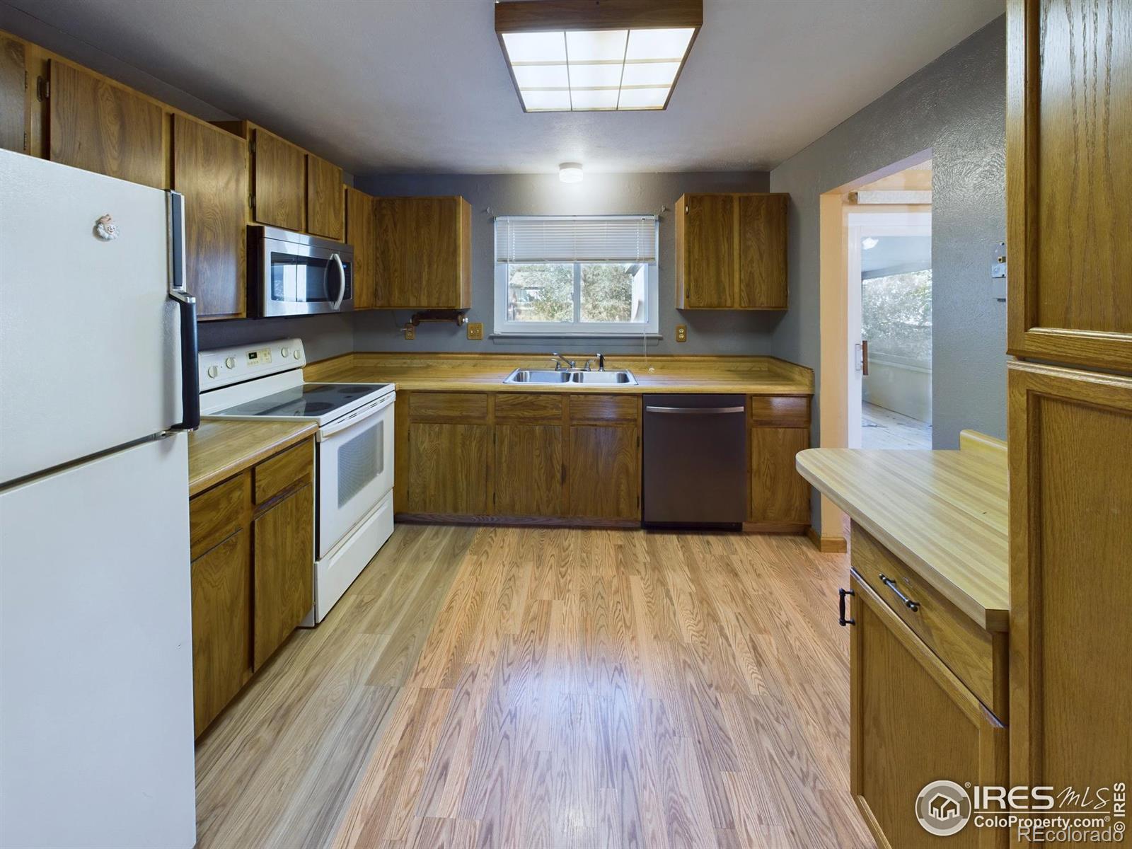 MLS Image #17 for 2433  sunset drive,longmont, Colorado