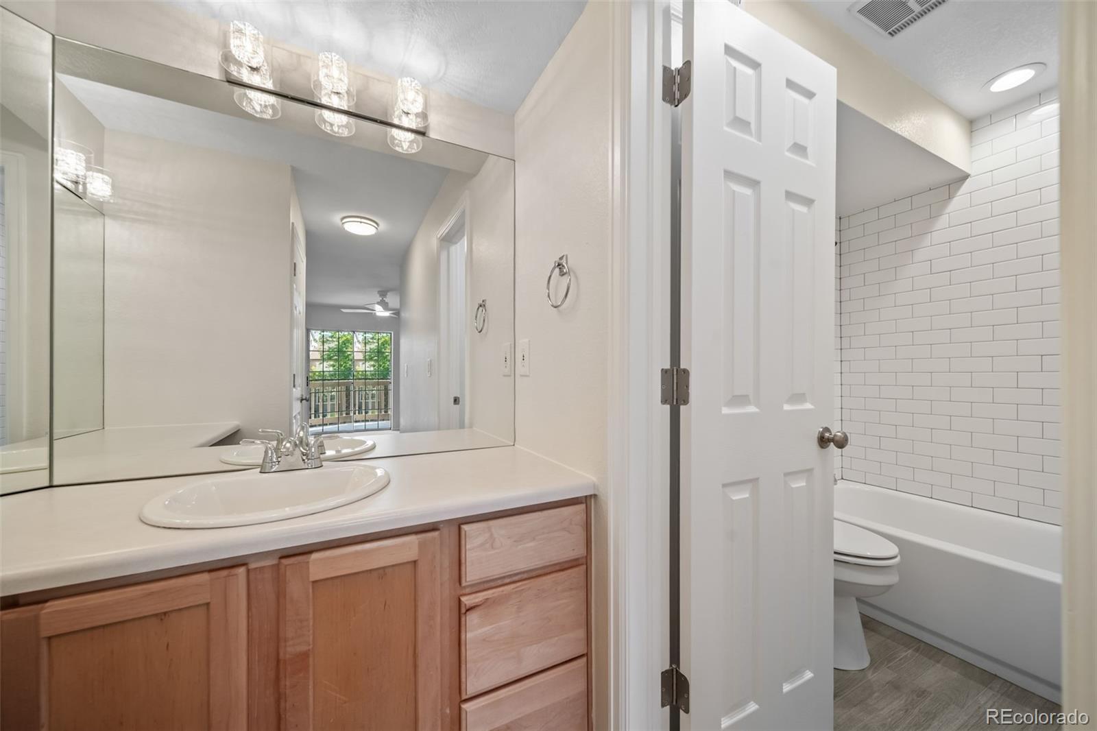 MLS Image #24 for 9222 e arbor circle,englewood, Colorado