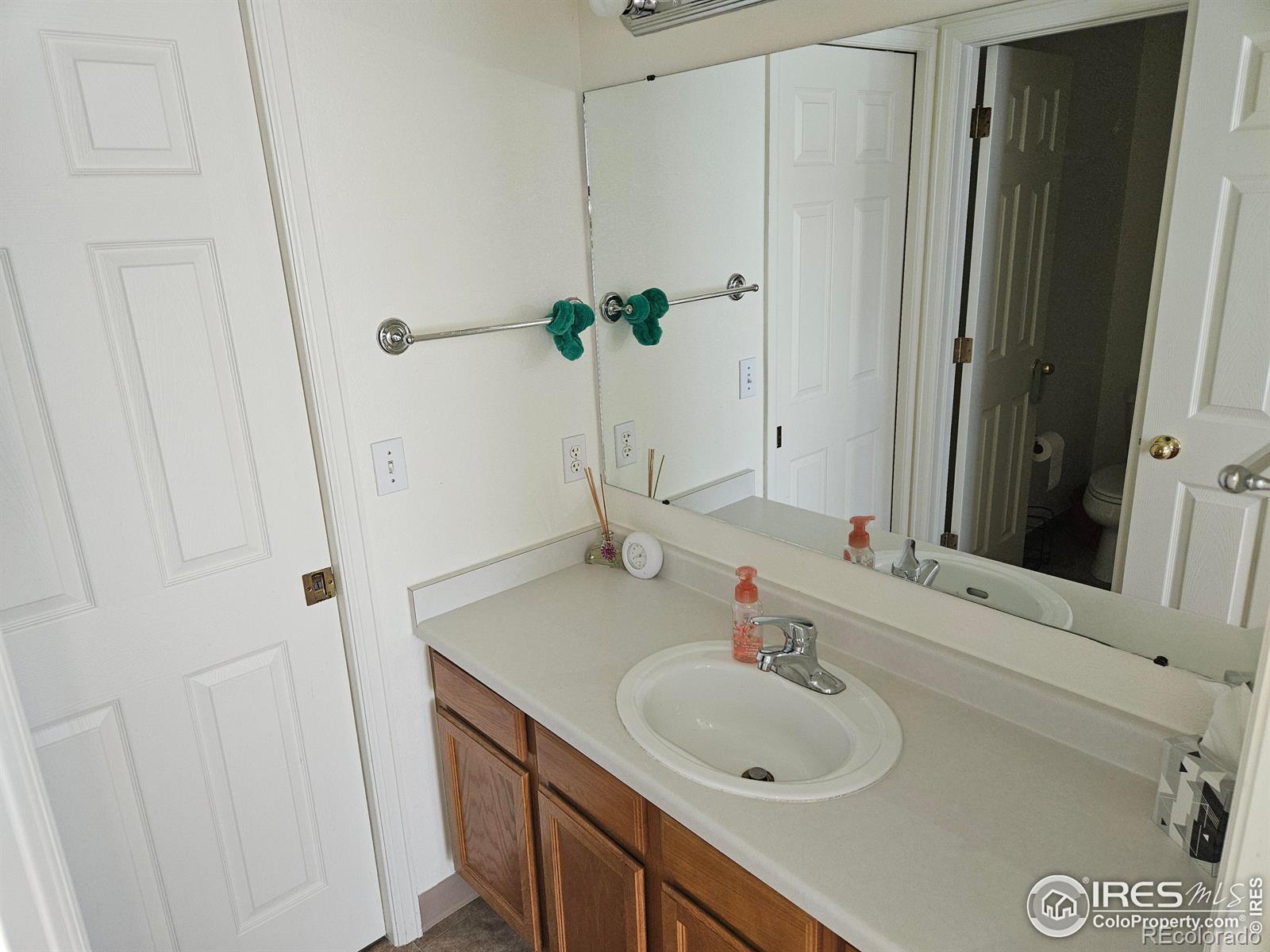 MLS Image #14 for 929  parker drive,longmont, Colorado