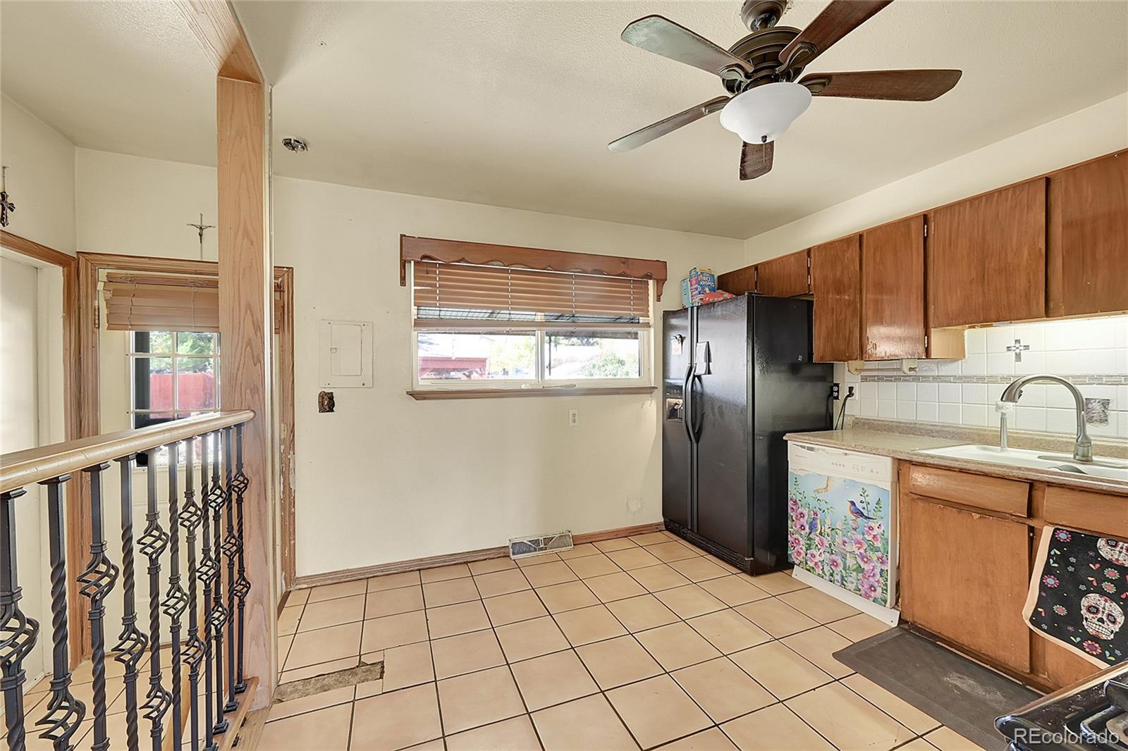 MLS Image #8 for 8051  downing drive,denver, Colorado