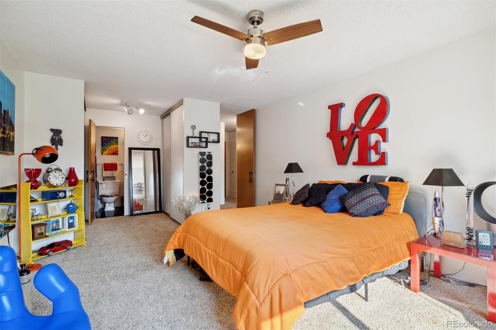 MLS Image #13 for 750 s clinton street,denver, Colorado