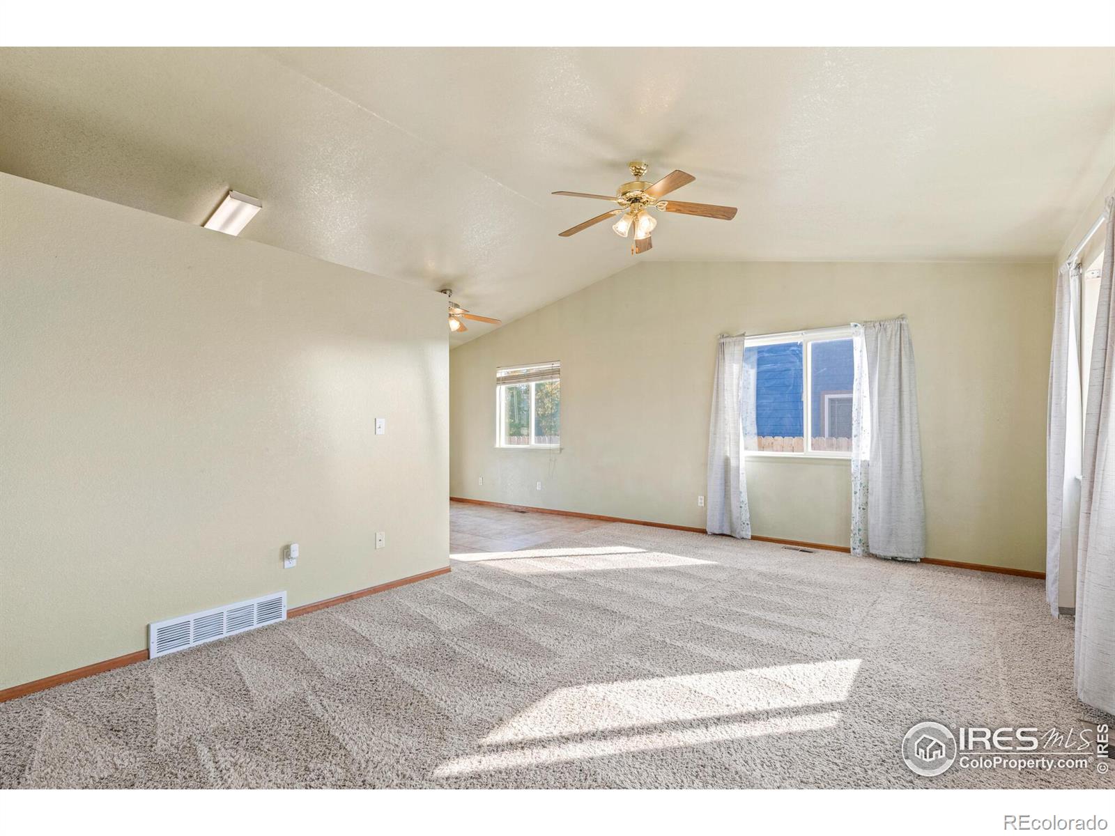 MLS Image #3 for 281 e mountain ash street,milliken, Colorado