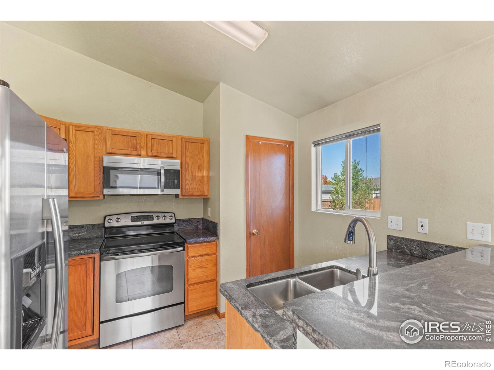 MLS Image #6 for 281 e mountain ash street,milliken, Colorado