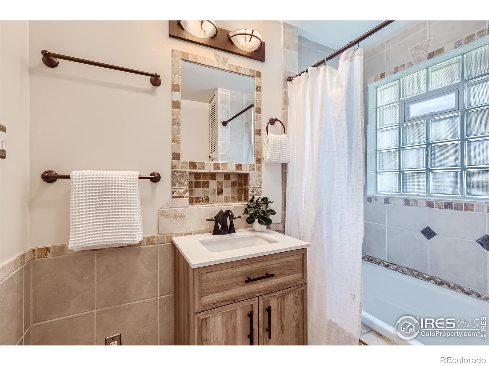 MLS Image #13 for 25  reed place,longmont, Colorado