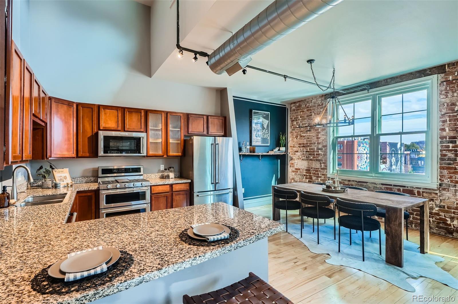 MLS Image #13 for 2441 n broadway  303,denver, Colorado