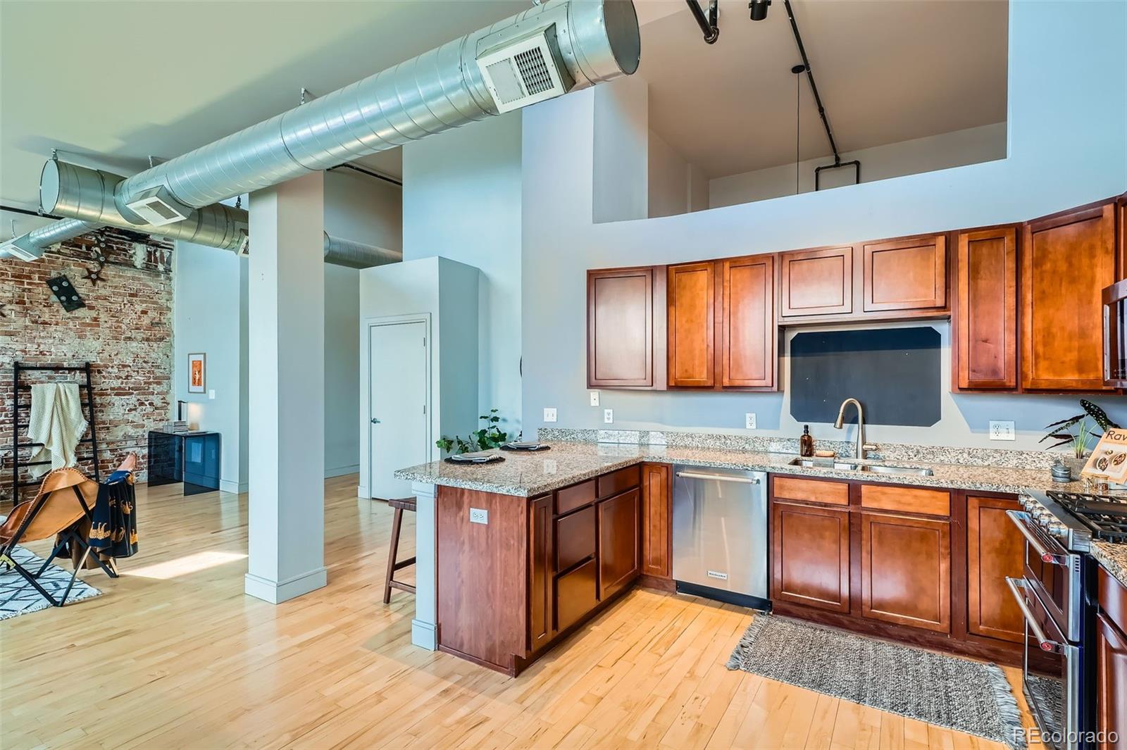 MLS Image #14 for 2441 n broadway  303,denver, Colorado