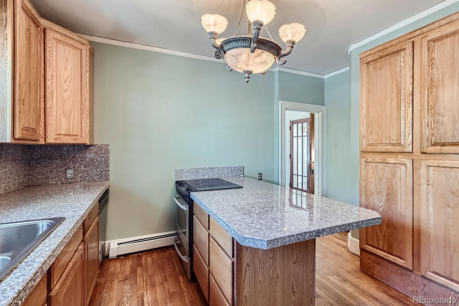 MLS Image #5 for 5038 w 29th avenue,denver, Colorado